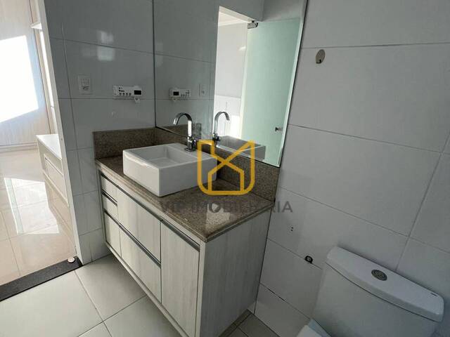 Casa para Venda em Feira de Santana - 5