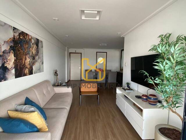 #3521 - Apartamentos para Venda em Feira de Santana - BA