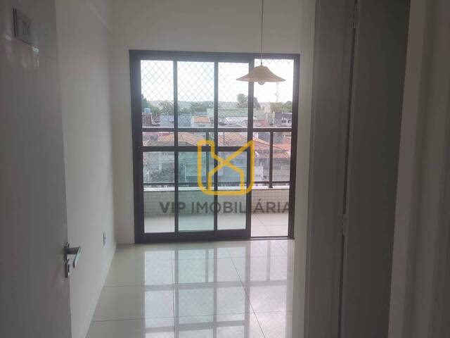 Apartamentos para Venda em Feira de Santana - 5