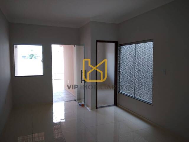 #3607 - Casa para Venda em Feira de Santana - BA - 1