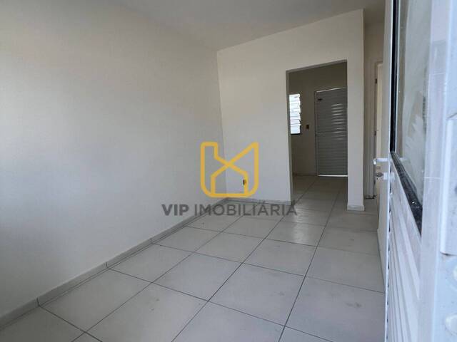 #3727 - Casa para Venda em Feira de Santana - BA - 3
