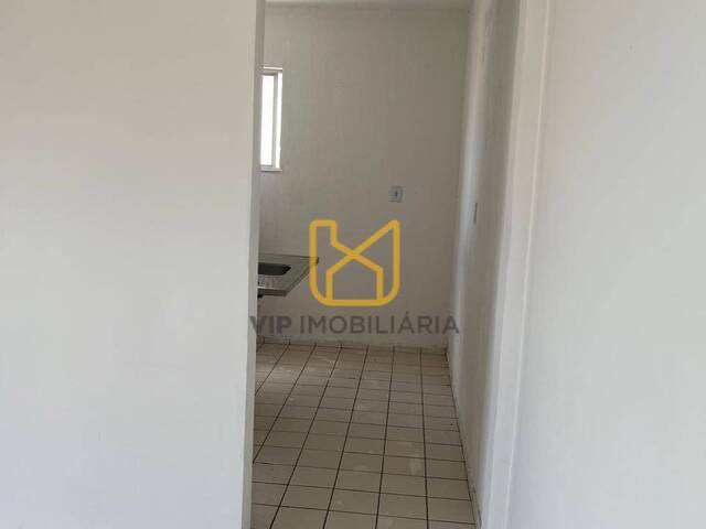 #3738 - Apartamentos para Venda em Feira de Santana - BA - 3