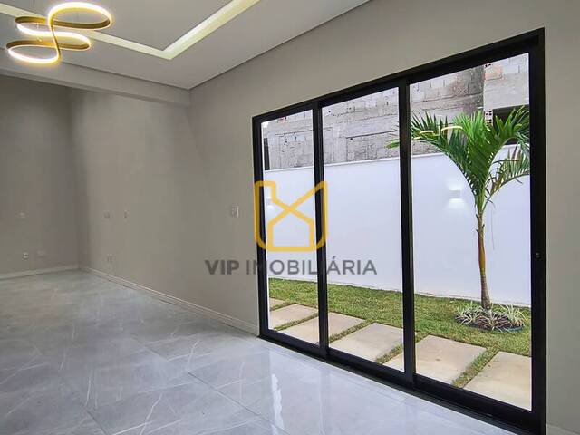 Casa para Venda em Feira de Santana - 5