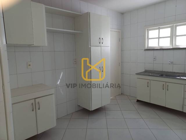 #3796 - Casa para Venda em Feira de Santana - BA - 1