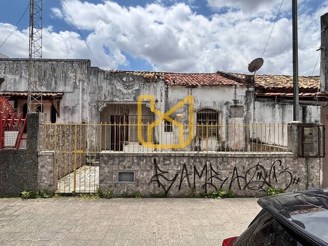 #3837 - Casa para Venda em Feira de Santana - BA - 1