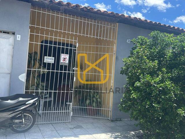 #3866 - Casa para Venda em Feira de Santana - BA - 2