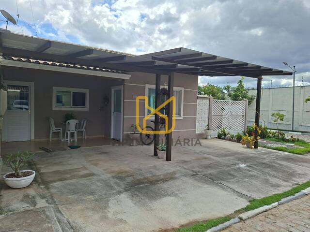 Casa para Locação em Feira de Santana - 2