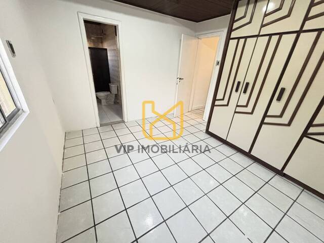 #3876 - Casa para Venda em Feira de Santana - BA - 3