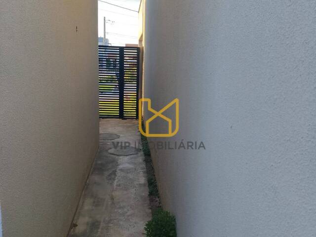 #3881 - Casa para Venda em Feira de Santana - BA - 2