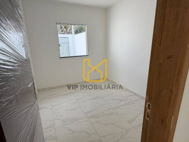 #3907 - Casa para Venda em Feira de Santana - BA - 2