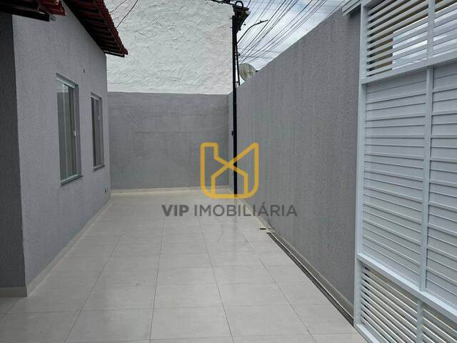 #3913 - Casa para Venda em Feira de Santana - BA - 3